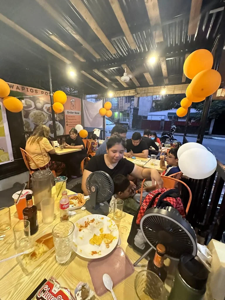 Party-Panda-Box-Menu-at-Gwapigs
